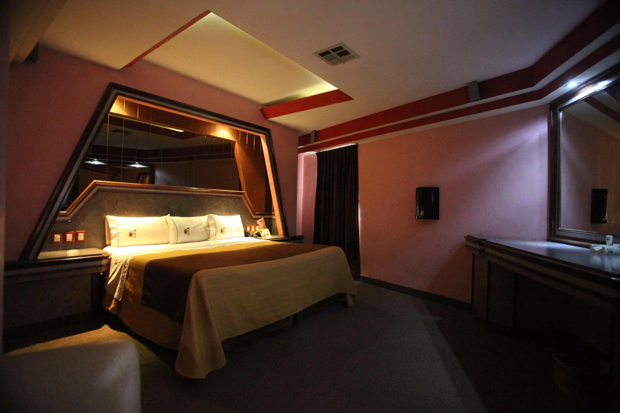 Motel Mediterraneo Mexicali Esterno foto