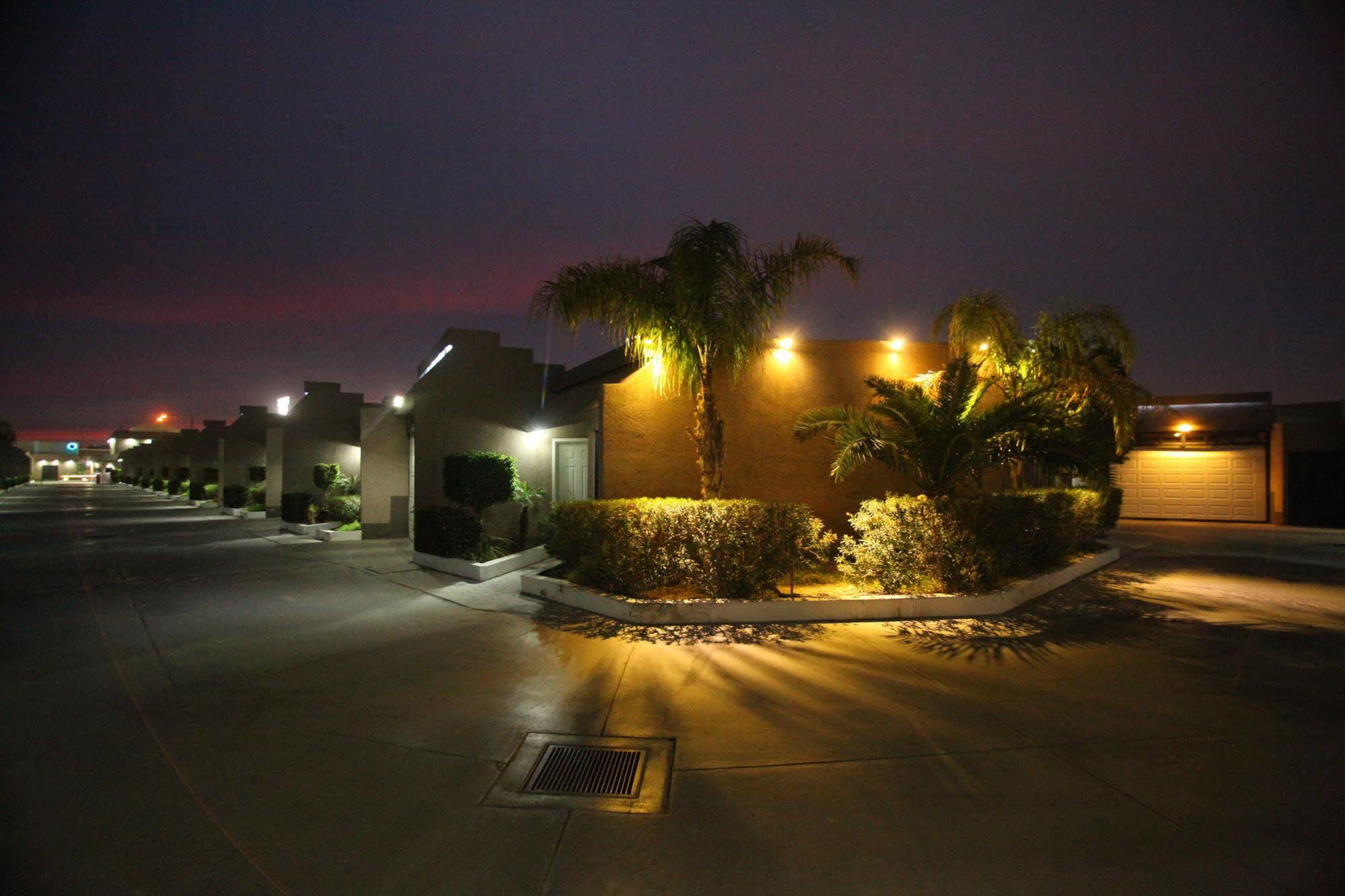 Motel Mediterraneo Mexicali Esterno foto